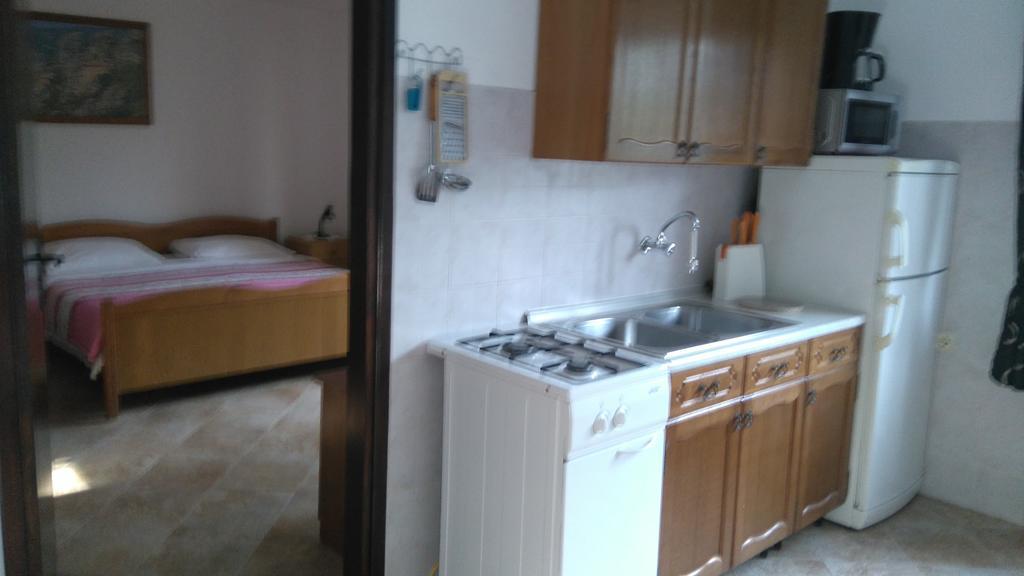 Nella Apartments Šišan Eksteriør billede